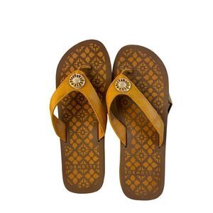 Yellow box flip flops size 9 foam macai brown